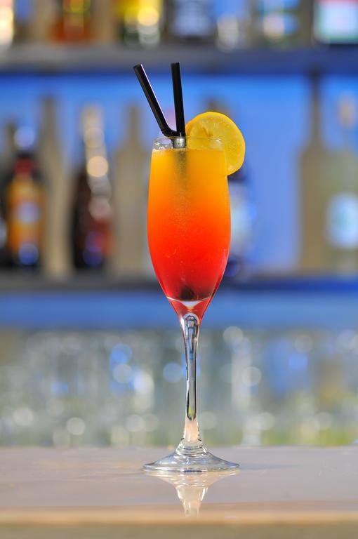 West Palm Inn Flic en Flac Ngoại thất bức ảnh