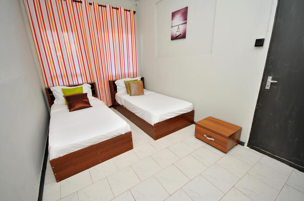 West Palm Inn Flic en Flac Phòng bức ảnh