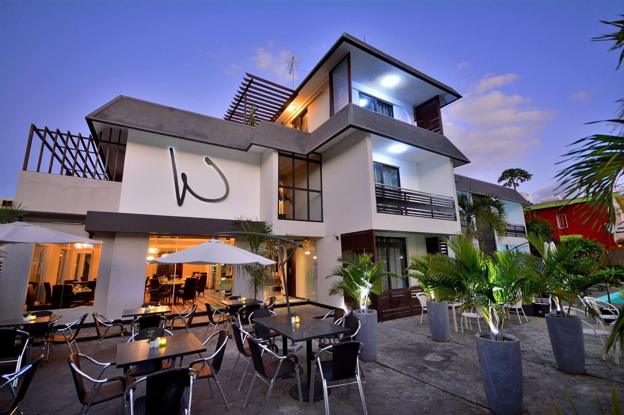 West Palm Inn Flic en Flac Ngoại thất bức ảnh